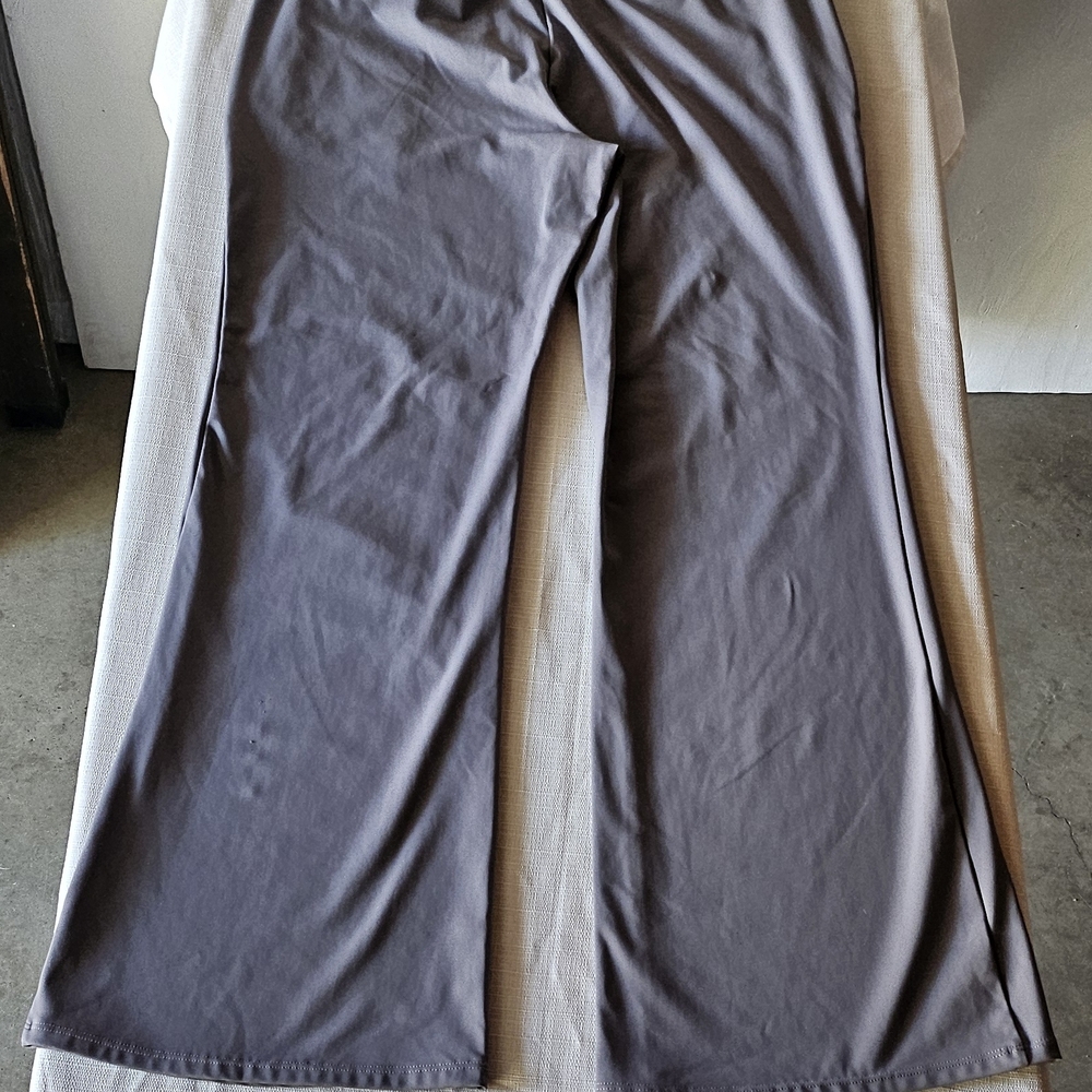 HALARA Charcoal Elastic Waist Pants - Picture 5 of 10